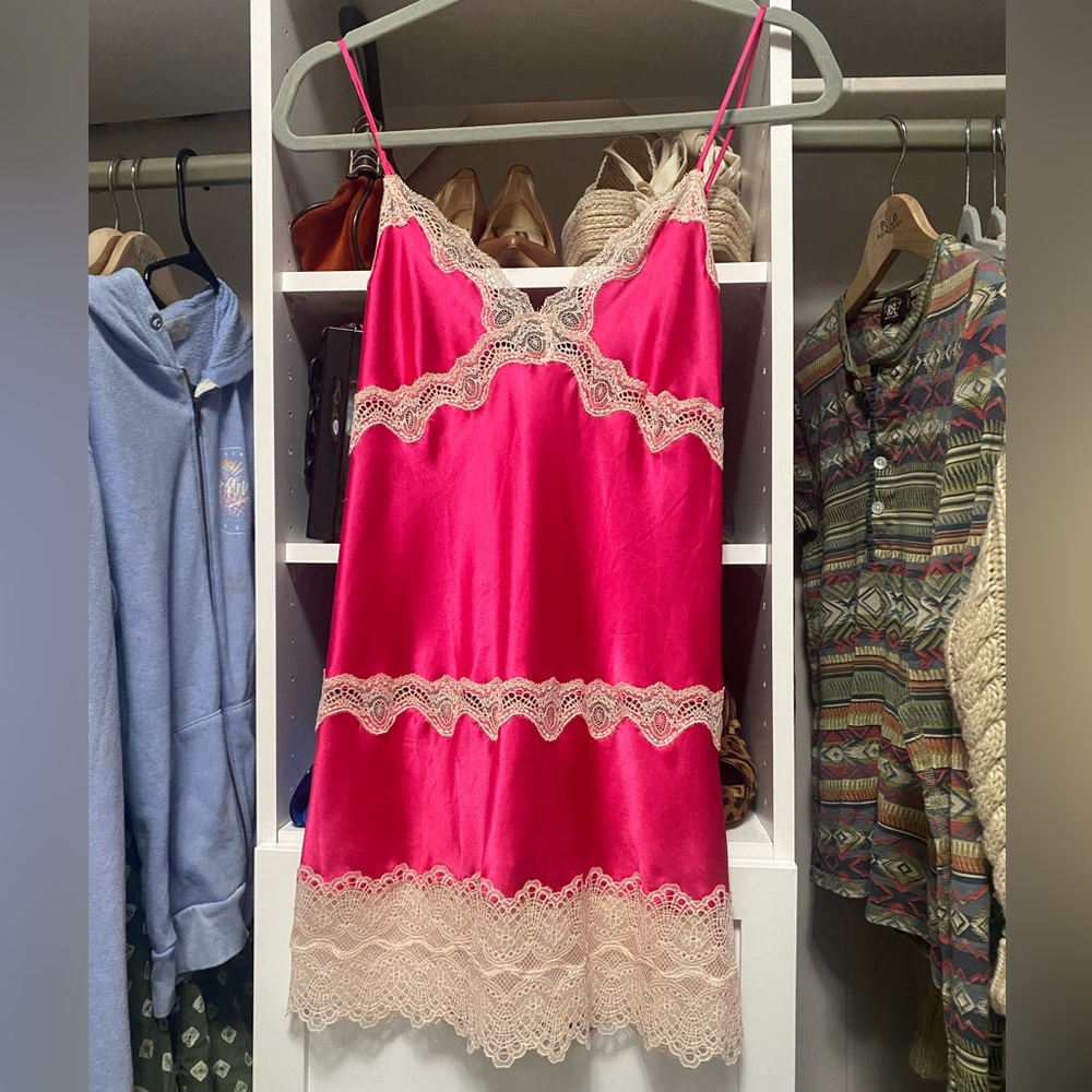 Victoria’s Secret - Pink Nightgown in size S